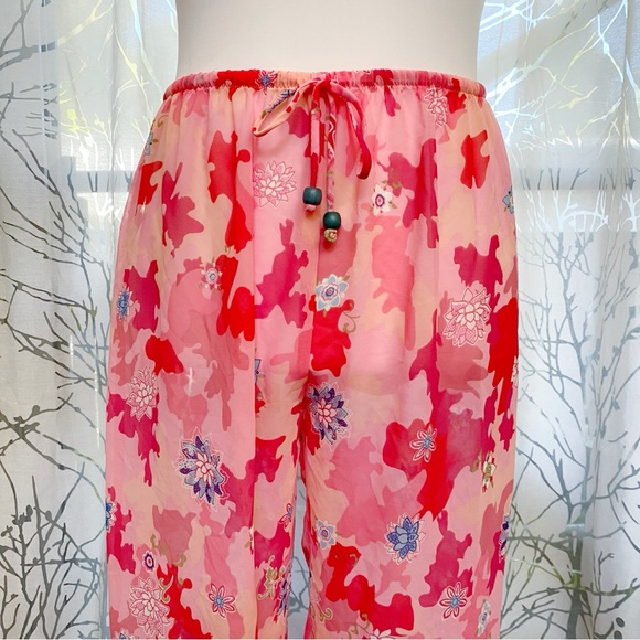 NATORI JOSIE PINK RED FLORAL CAMO PRINT SHEER TANK TOP CROP PANTS PAJAMA SET - Picture 4 of 13